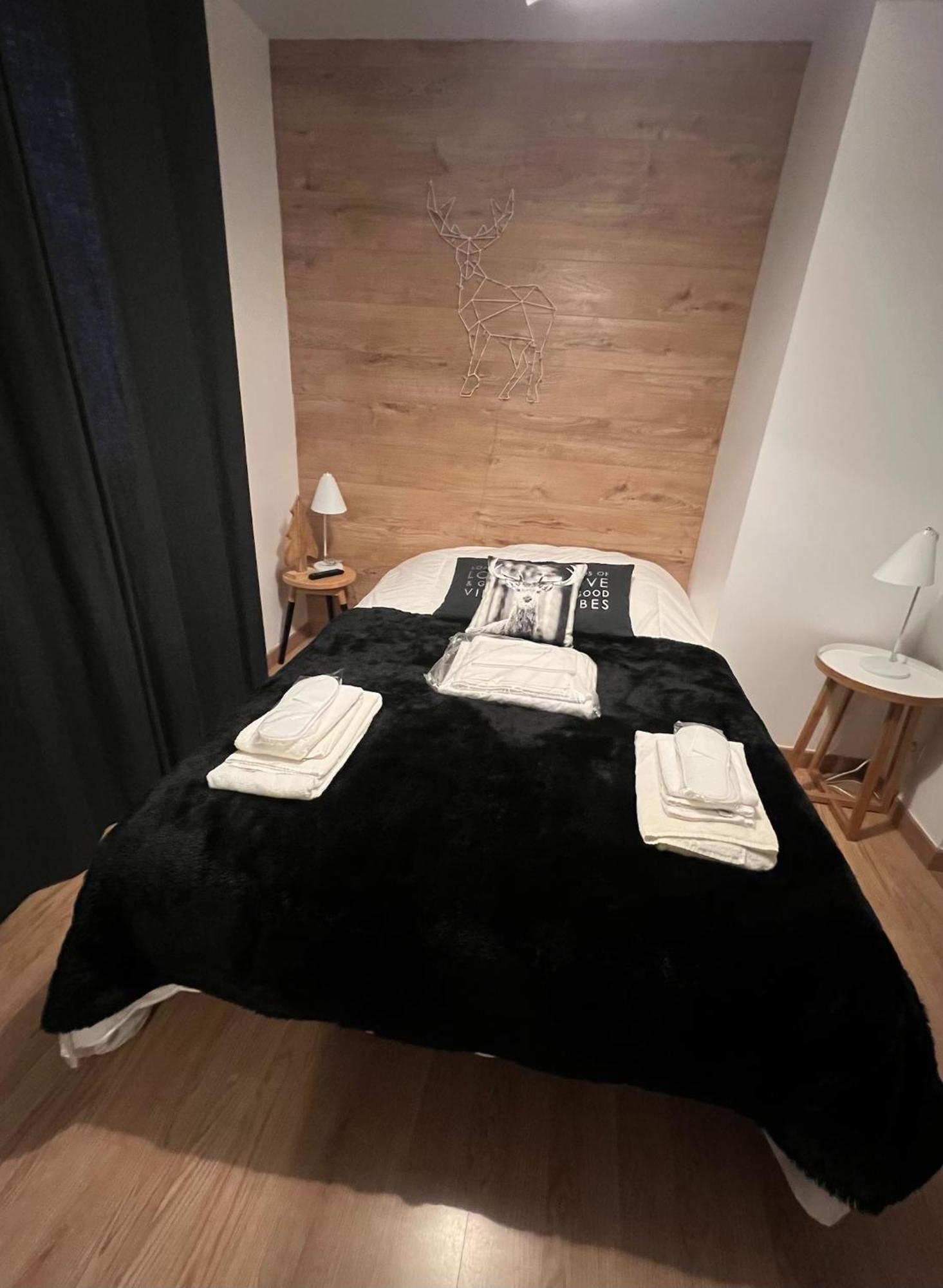 Jaune Genepi - 4 Personnes - 49M2 Et 17M2 Terrasse Валоар Екстериор снимка